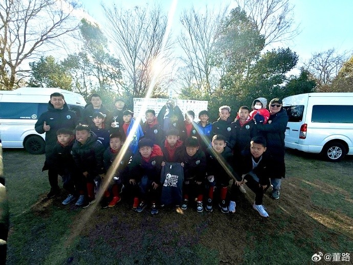  8戰(zhàn)全勝奪日本杯賽冠軍！中國足球小將發(fā)布感謝信