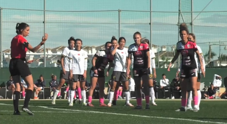  唐佳麗梅開二度、邵子欽破門，中國女足3-2擊敗Alhama俱樂部女足