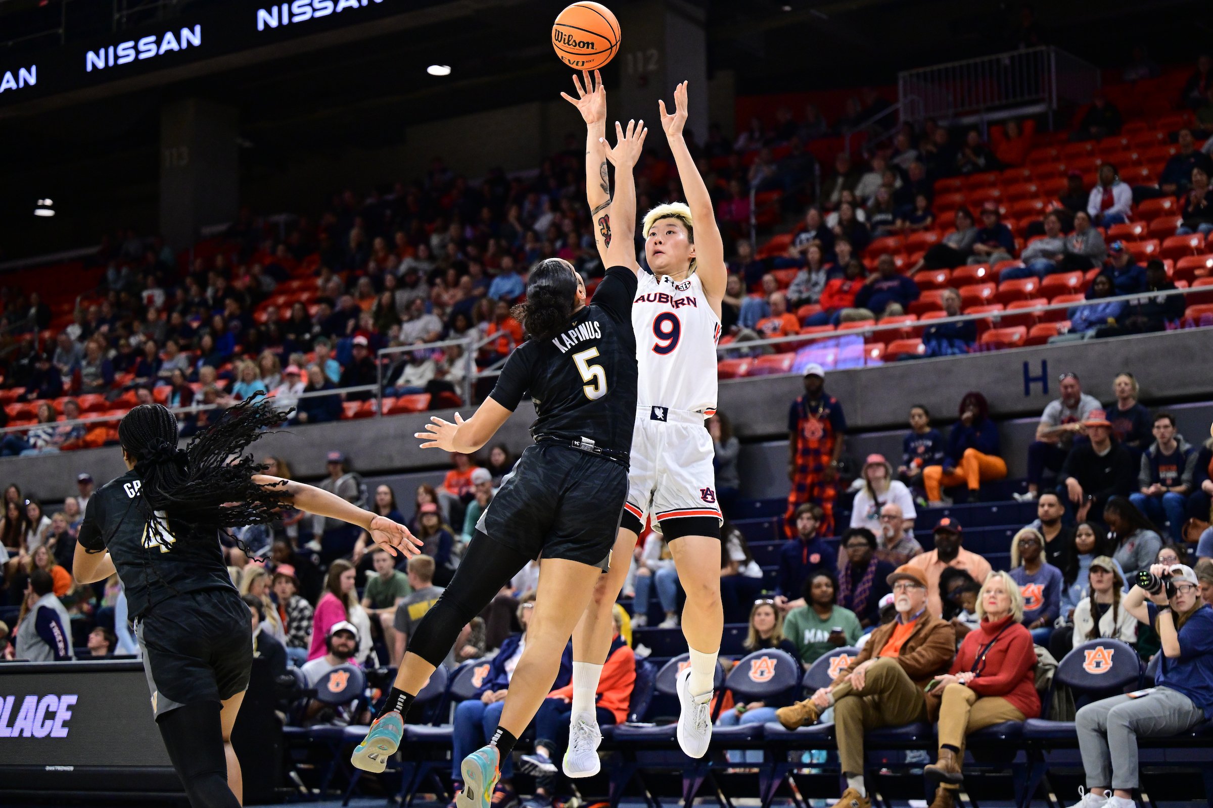  征戰(zhàn)NCAA！鄧雨婷：不太喜歡被稱為“李夢接班人” 未來想進WNBA