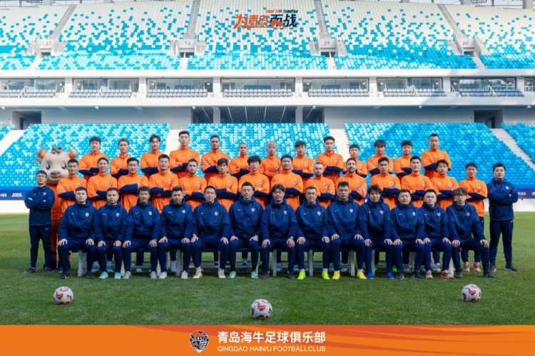  青島海牛一線隊(duì)名單：老將鄭龍、薩里奇坐鎮(zhèn)，金洋洋等新援在列