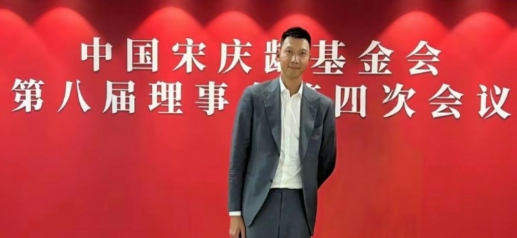  時隔5個月首次公開露面！大河報：易建聯(lián)關(guān)聯(lián)公司成被執(zhí)行人