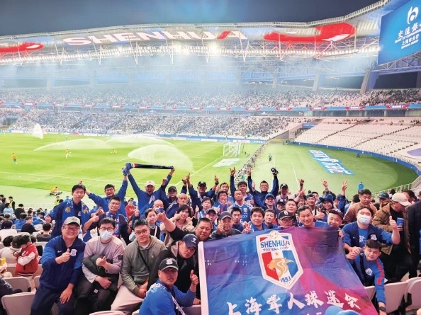  東體介紹上海聾人球迷會：最安靜的助威，最“響亮”的看臺