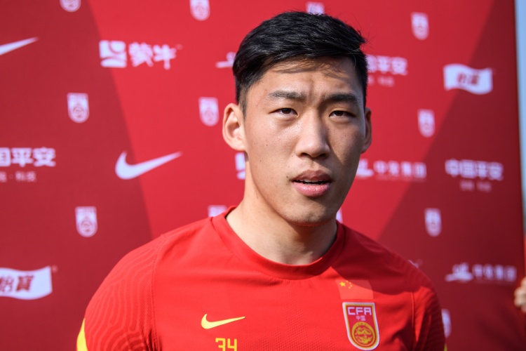  北青體育：朱辰杰是否以“面具人”形象出戰(zhàn)18強(qiáng)賽，仍需多方溝通