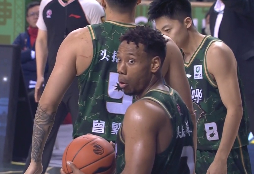  外線很準(zhǔn)！祝銘震6記三分拿下22分6籃板